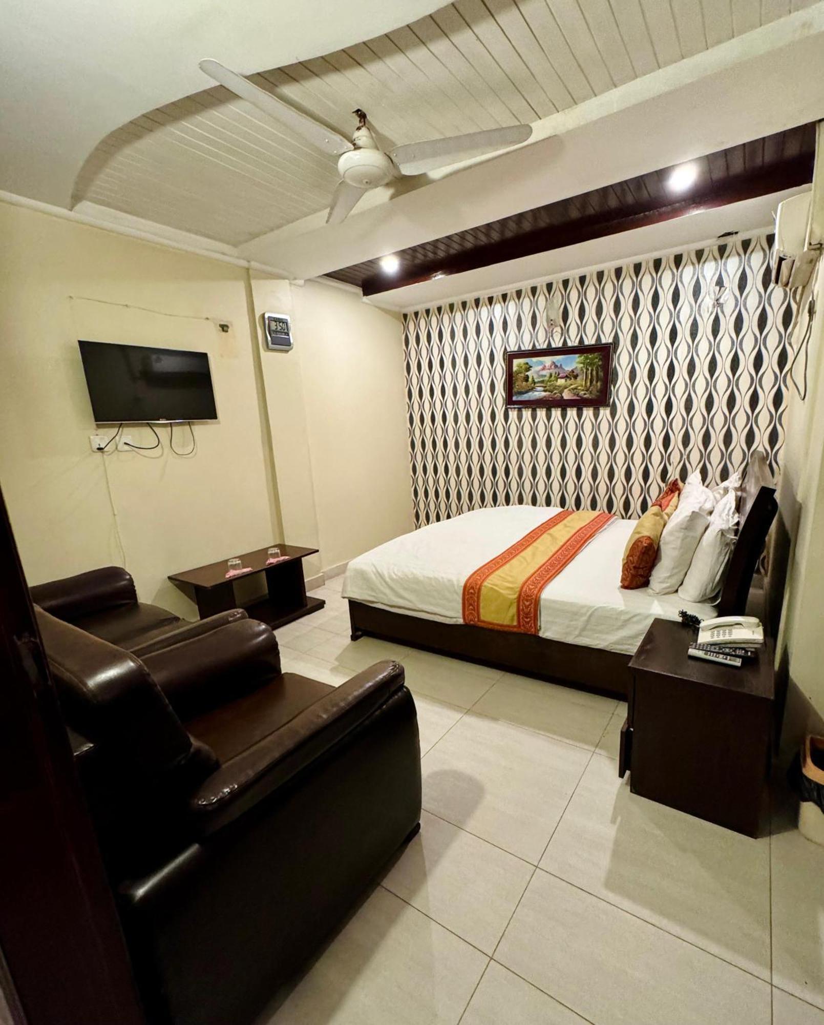 Hotel Islamabad Premiere Inn Ngoại thất bức ảnh