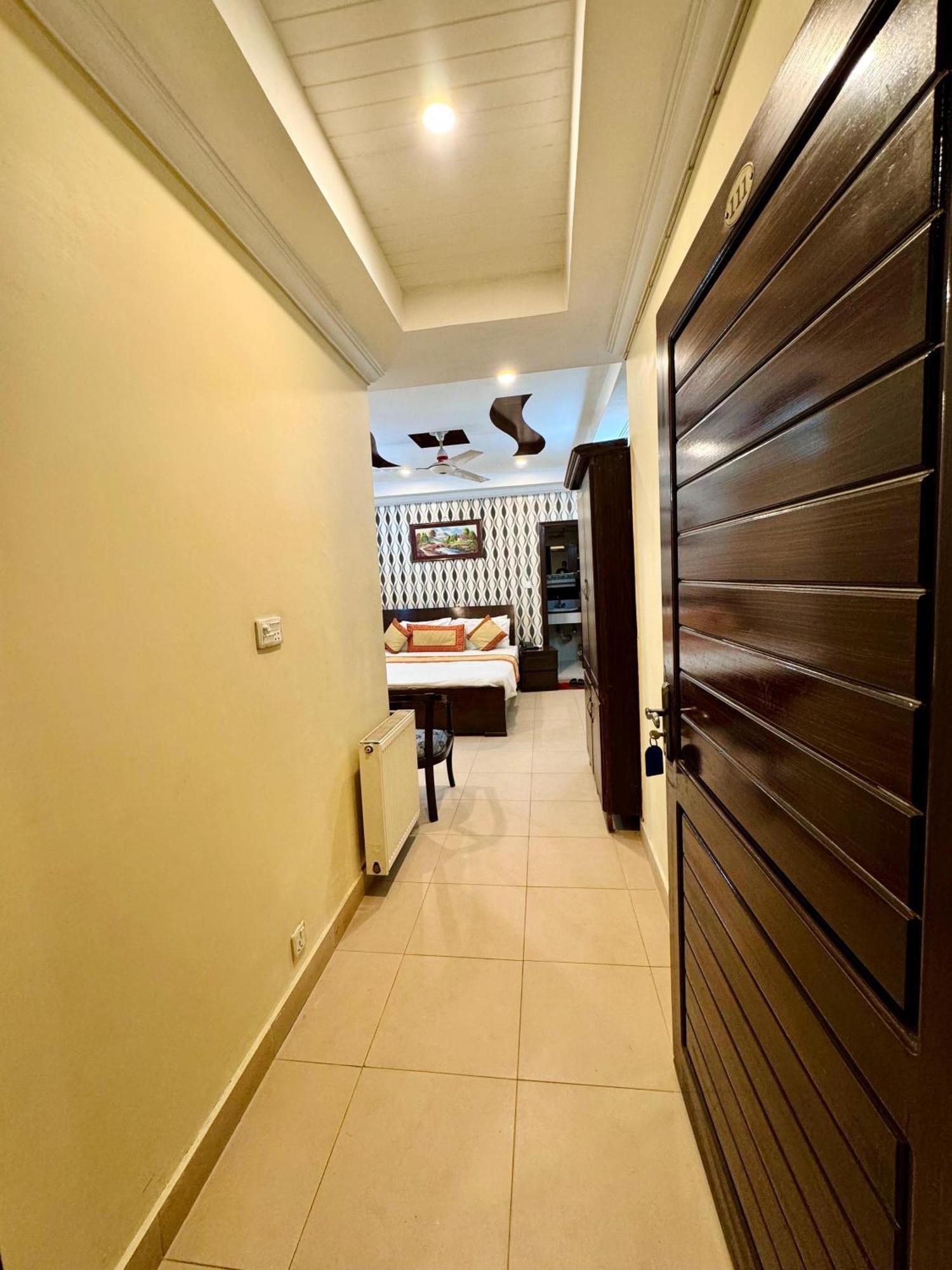 Hotel Islamabad Premiere Inn Ngoại thất bức ảnh